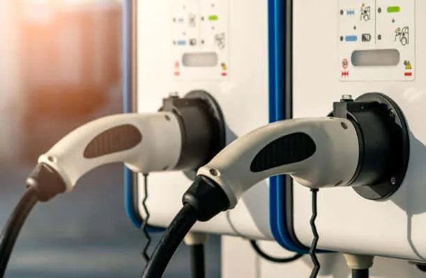 ev chaging station canada