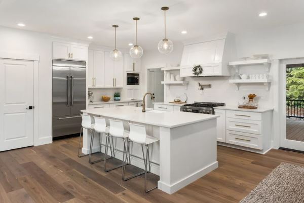 Light Fixtures in the kitchen island